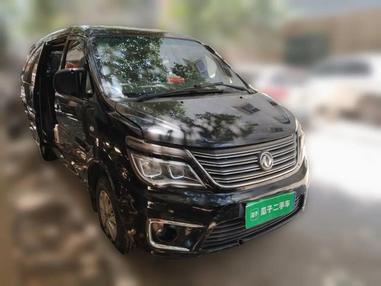 FORTHING Lingzhi 2019 M5 1.3T 7-Seater Luxury Model — миниатюра 3