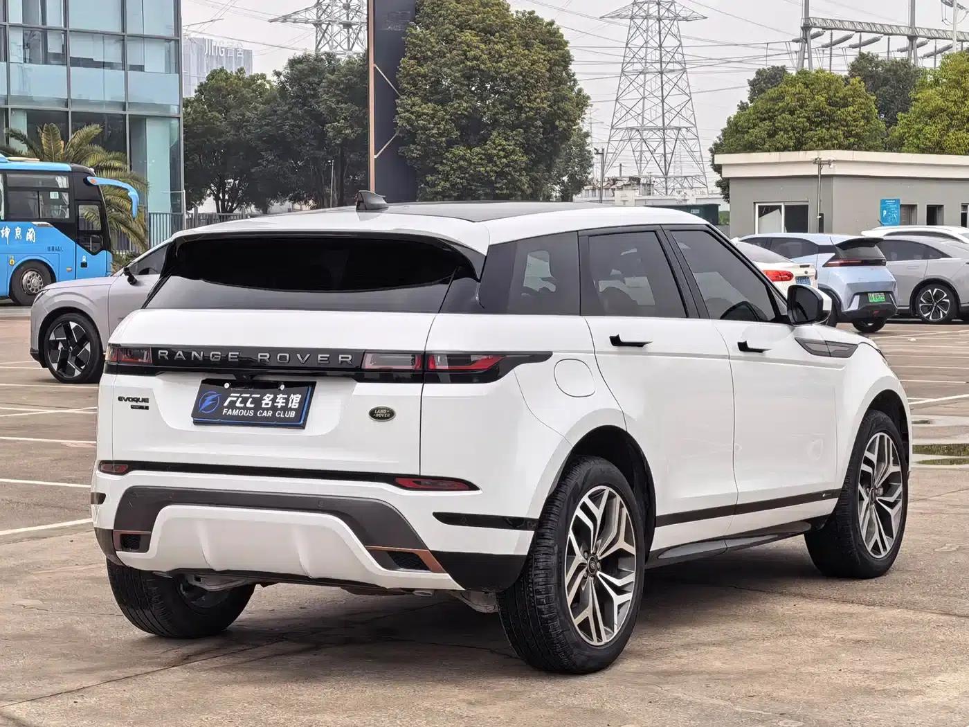 Range Rover Evoque 2020 249PS R-DYNAMIC S Sport Edition — миниатюра 4