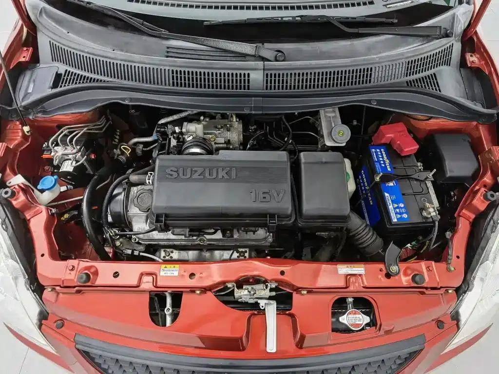 2014 Swift 1.3L Manual Standard Edition — миниатюра 6