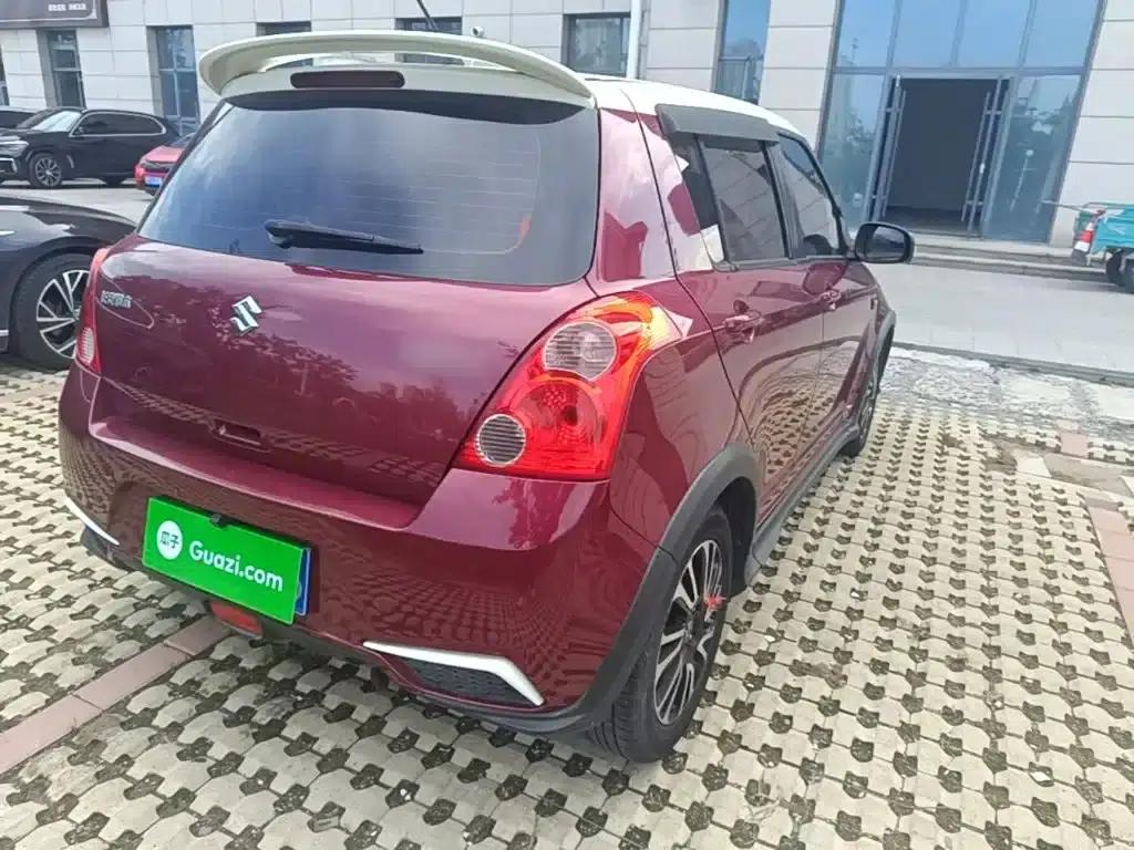 2013 Swift 1.5L Automatic 20th Anniversary Limited Edition — миниатюра 7