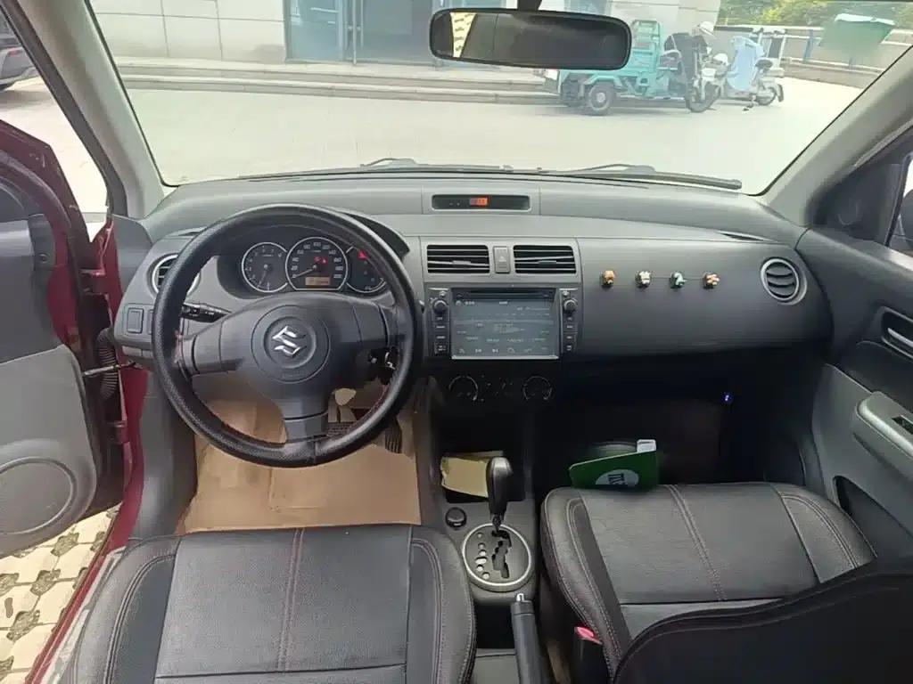 2013 Swift 1.5L Automatic 20th Anniversary Limited Edition — миниатюра 10