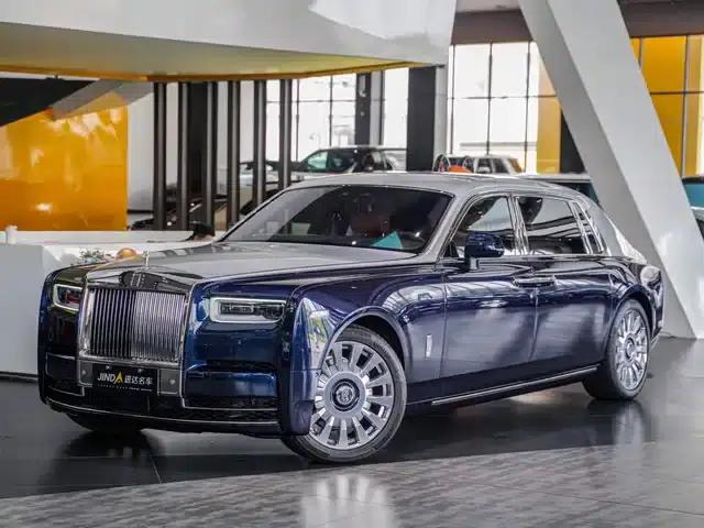 2019 Phantom 6.7T Extended Wheelbase