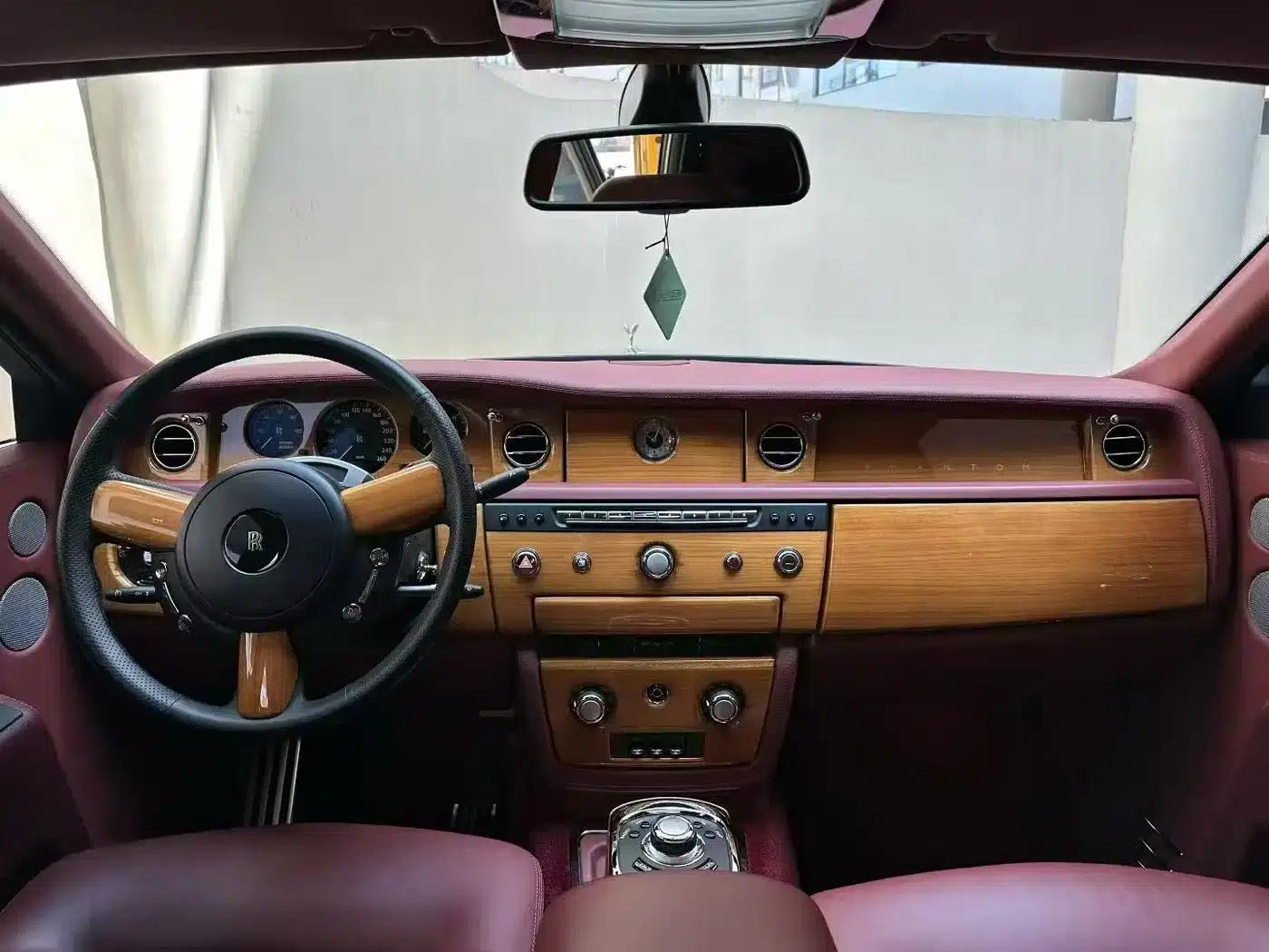 2013 Phantom 6.7L Standard Edition — миниатюра 4