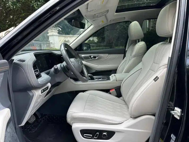 Trumpchi GS8 2022 Navigator Series 2.0TGDI 4WD Luxury Intelligent Connected Edition 6-Seater — миниатюра 8