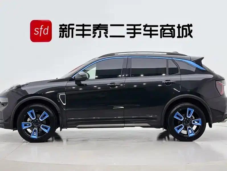 Lynk & Co 01 2021 2.0TD Two-Wheel Drive Pro — миниатюра 4
