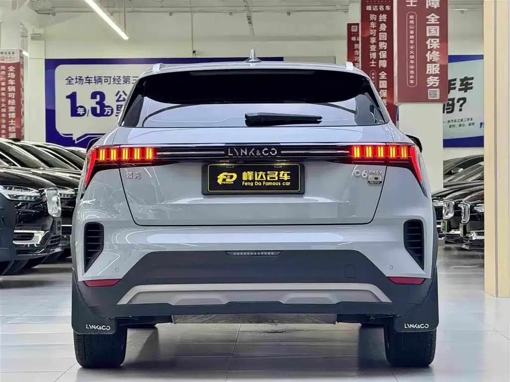 Lynk & Co 06 EM-P 2023 1.5T Remix PHEV Pro — миниатюра 2