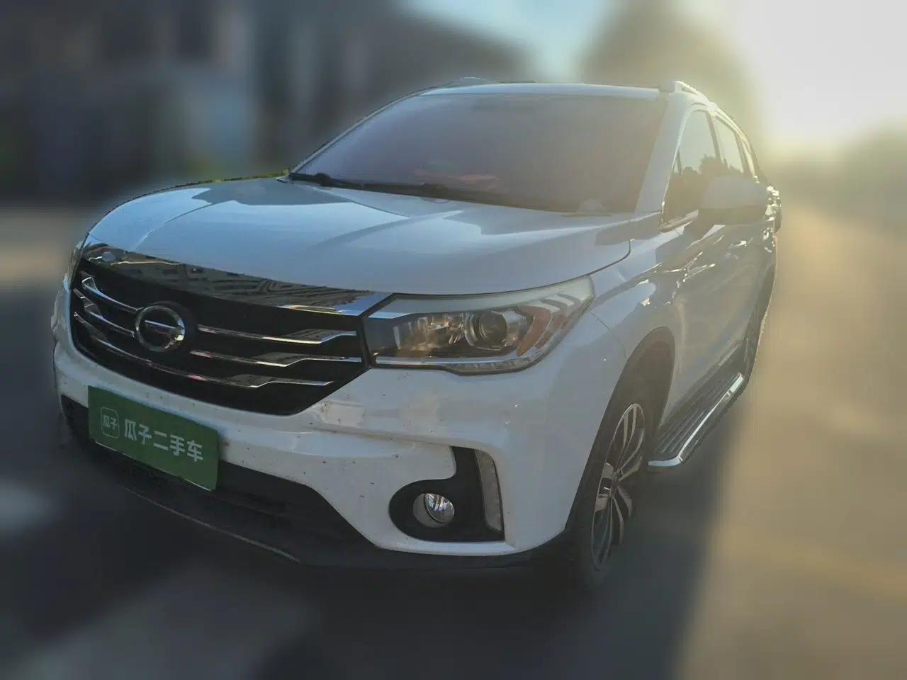 GAC Trumpchi GS4 2017 235T Manual Two-Wheel Drive Luxury Edition — миниатюра 1