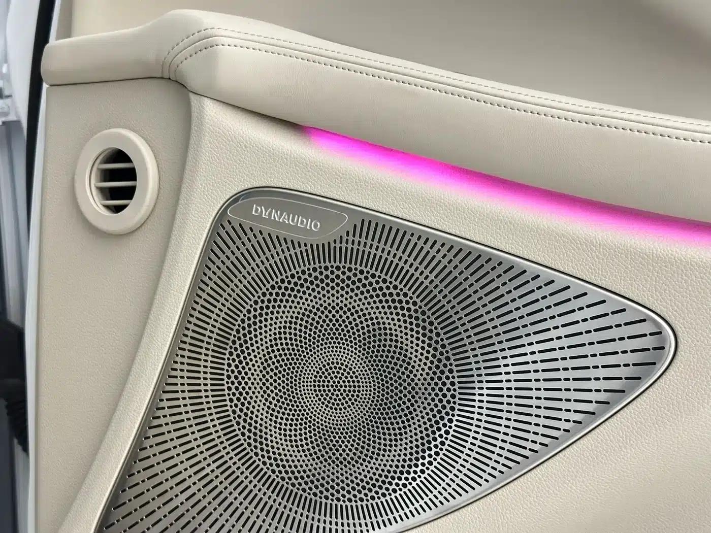 Voyah Dreamer 2022 Low-Carbon Edition Dream+ Smart Package — миниатюра 14