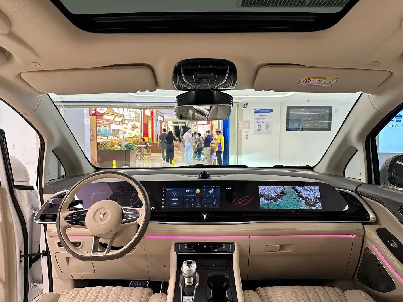 Voyah Dreamer 2022 Low-Carbon Edition Dream+ Smart Package — миниатюра 22