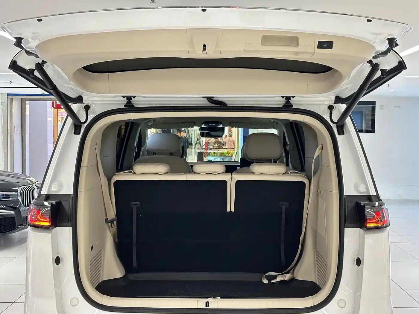 Voyah Dreamer 2022 Low-Carbon Edition Dream+ Smart Package — миниатюра 8