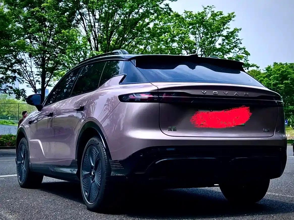 Voyah 2024 Global Edition (4WD) — миниатюра 10