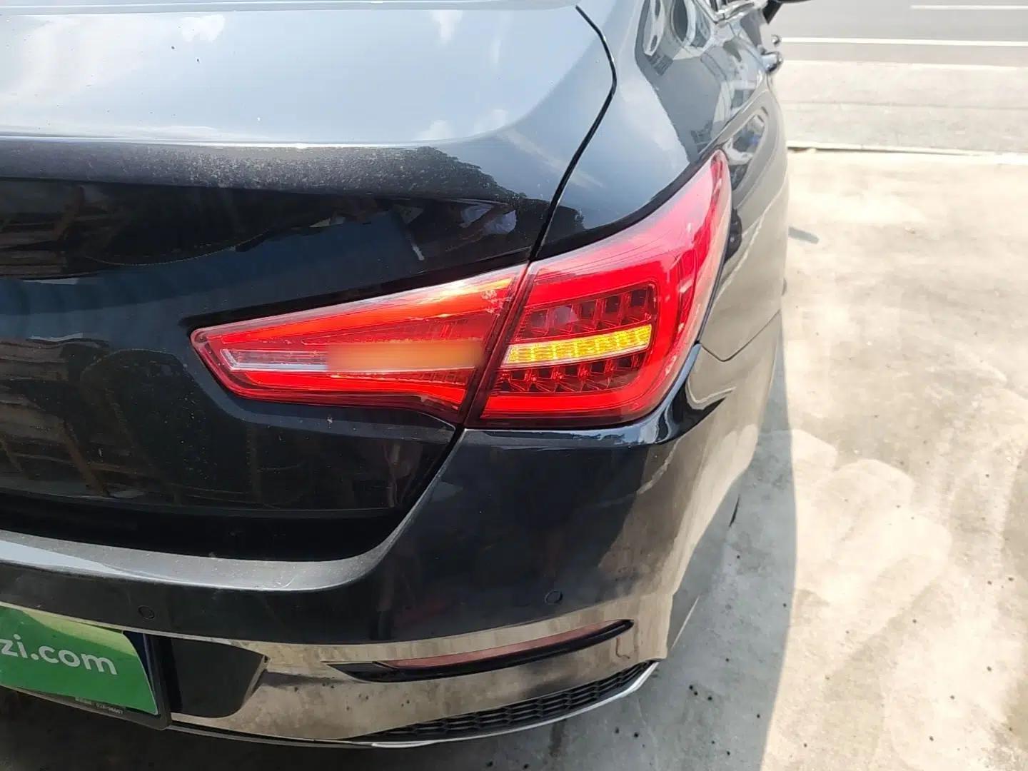 Hongqi H5 2020 1.5T DCT Flagship Edition — миниатюра 9