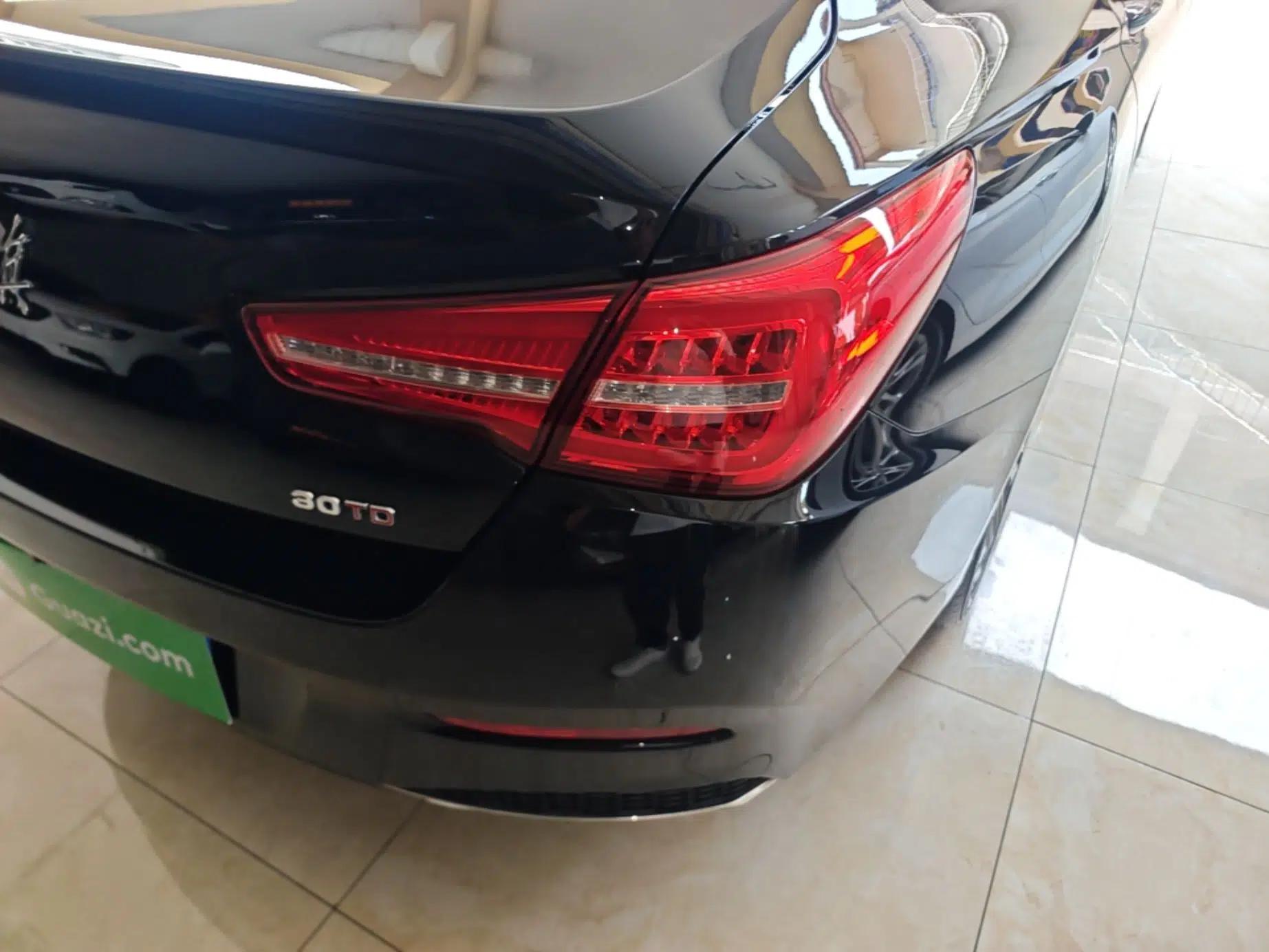 Hongqi H5 2020 1.5T DCT Flagship Edition — миниатюра 9