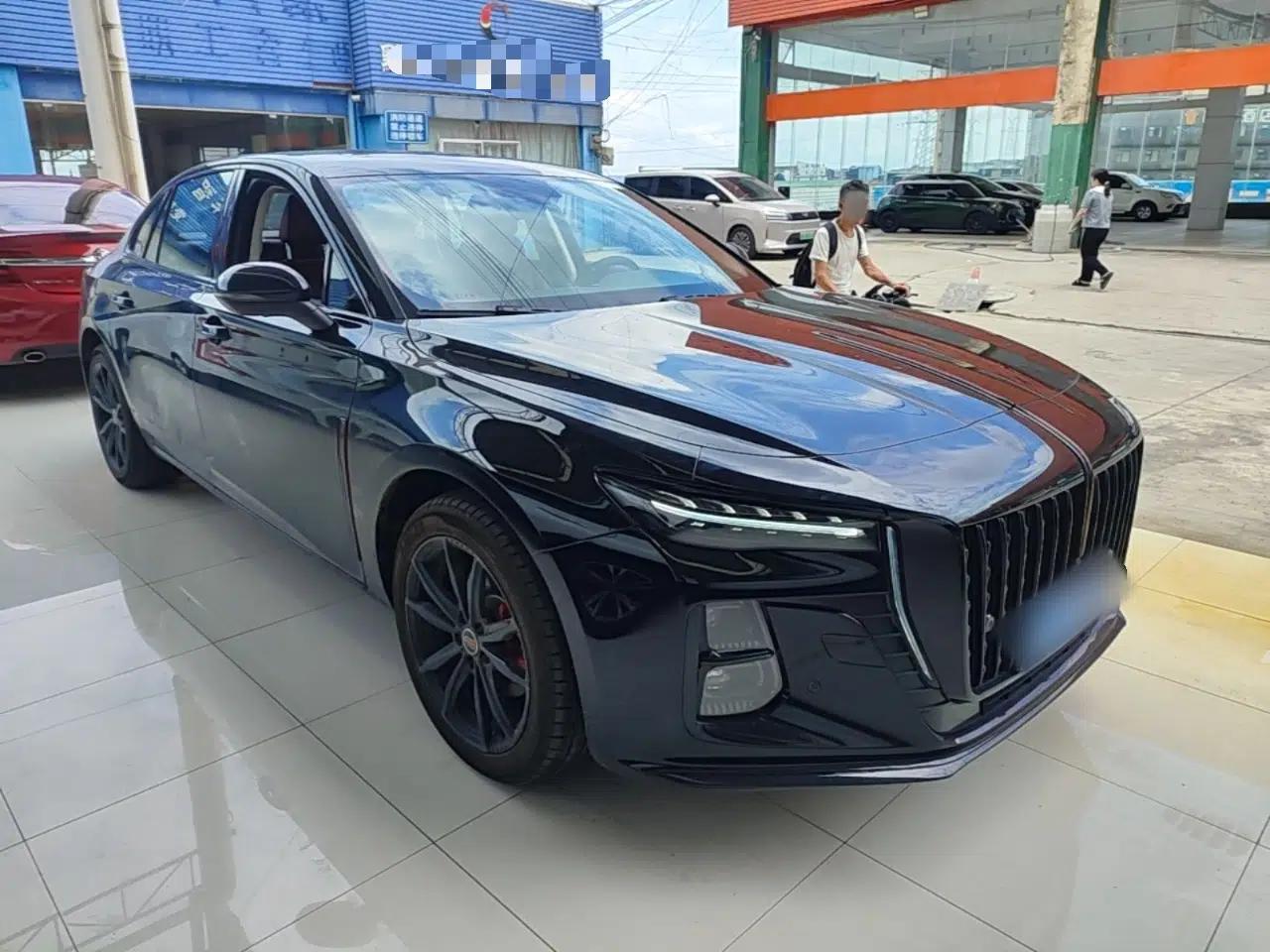 Hongqi H5 2025 Model 1.5T DCT Xuan Ying 2 Million Units Commemorative Edition — миниатюра 3