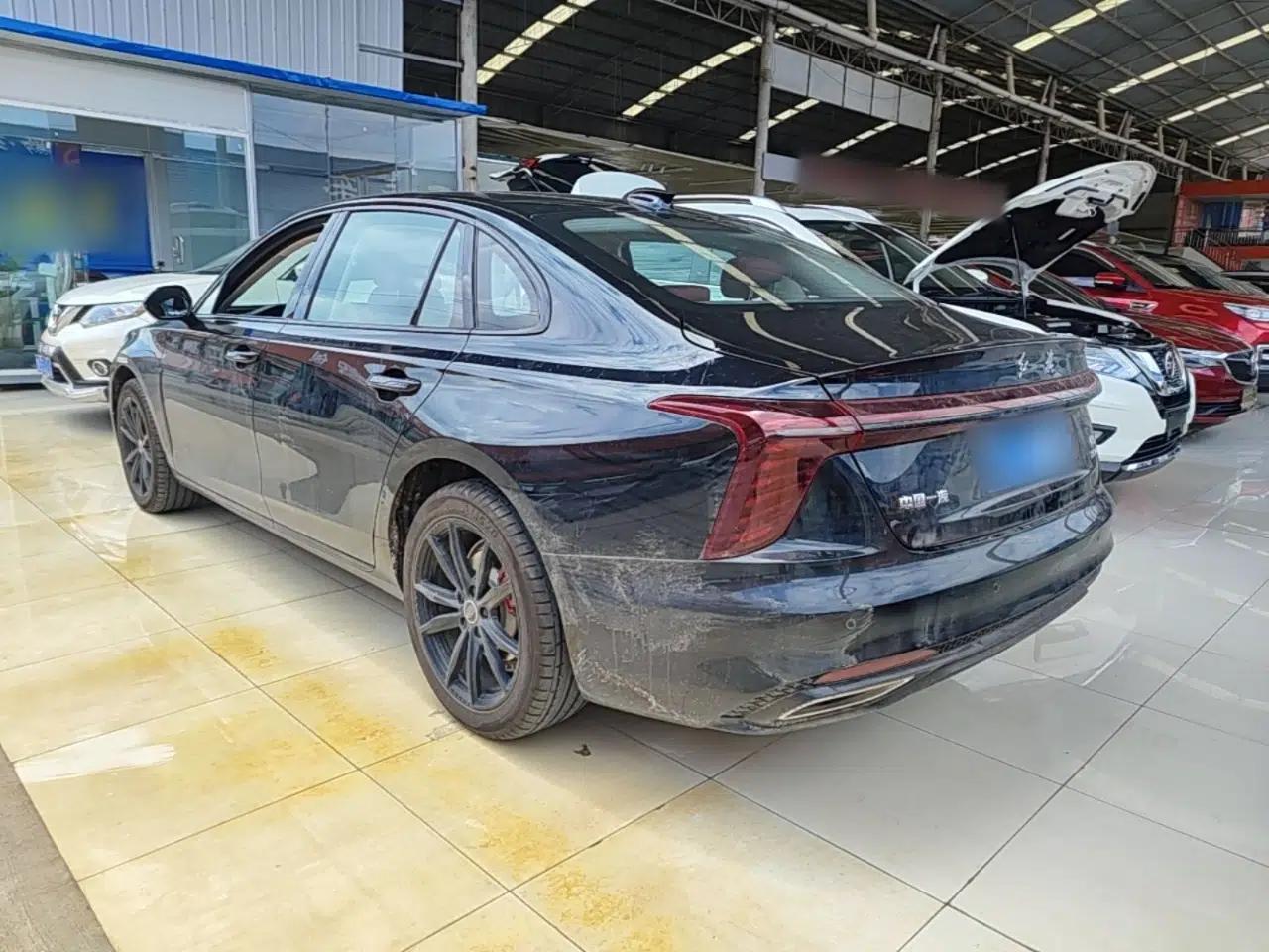 Hongqi H5 2025 Model 1.5T DCT Xuan Ying 2 Million Units Commemorative Edition — миниатюра 4