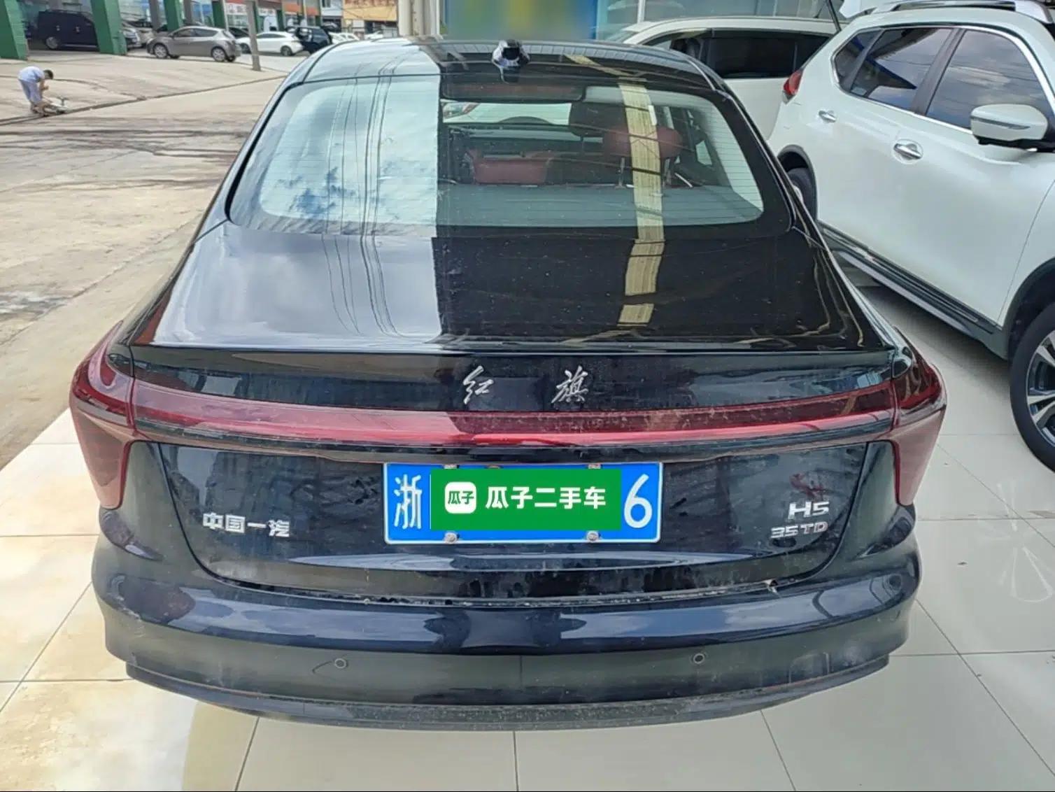 Hongqi H5 2025 Model 1.5T DCT Xuan Ying 2 Million Units Commemorative Edition — миниатюра 5