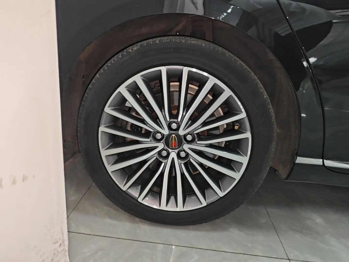 Hongqi H9 2020 2.0T Smart Connect Flagship Edition — миниатюра 11
