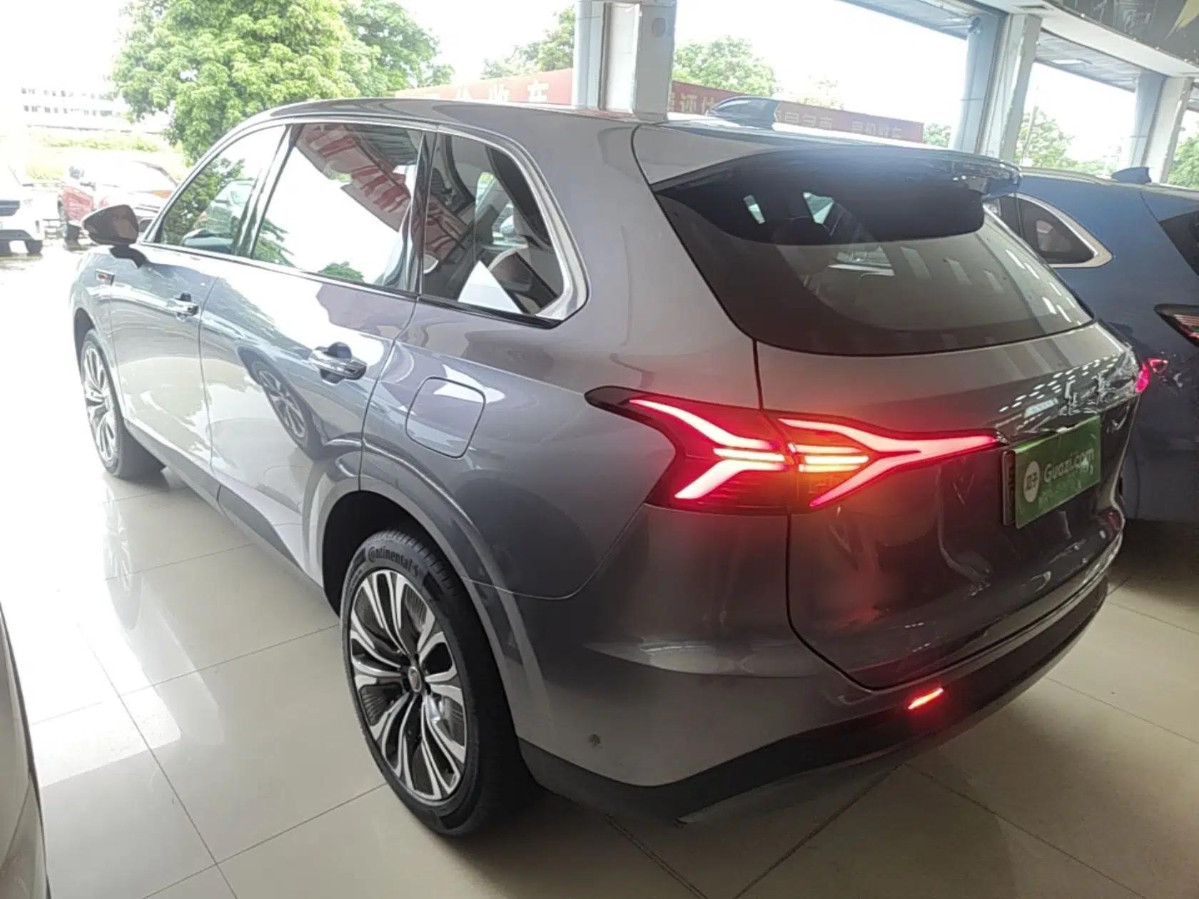 Hongqi HS6 PHEV 2026 220 All-Wheel Drive Smart Hybrid Version — миниатюра 4