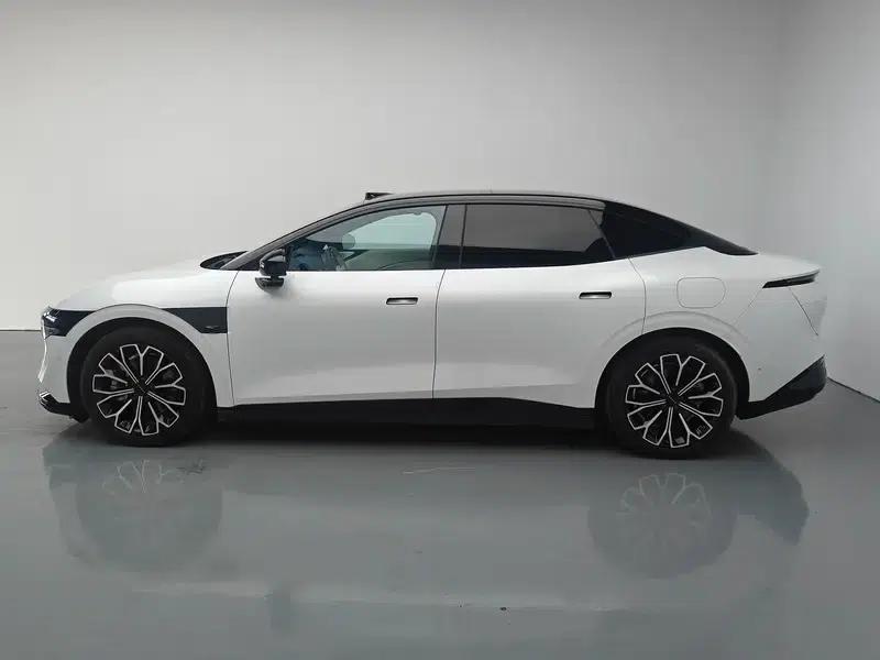 ZEEKR 007 2025 Long Range Rear-Wheel Drive Intelligent Driving Edition 100kWh — миниатюра 4