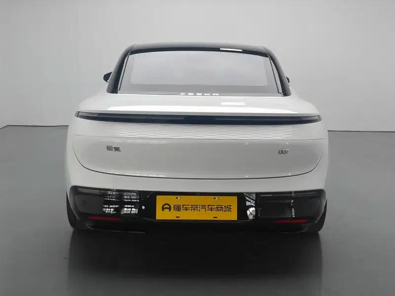 ZEEKR 007 2025 Long Range Rear-Wheel Drive Intelligent Driving Edition 100kWh — миниатюра 6