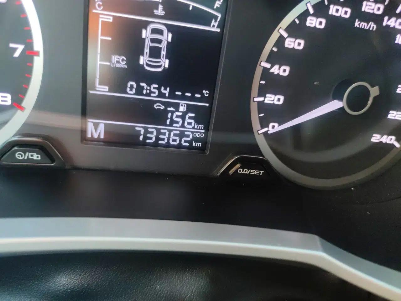 Geely Auto Emgrand GL 2017 1.8L Manual Elite Model — миниатюра 12
