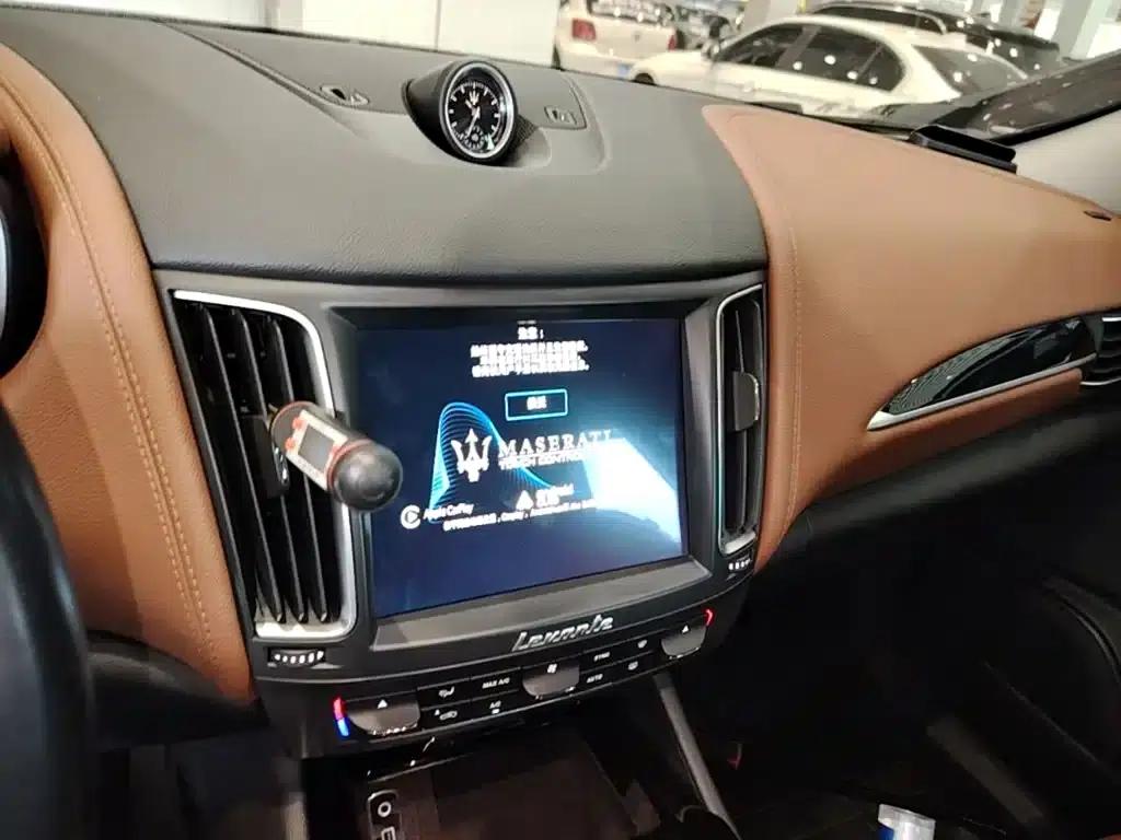 2016 Levante 3.0T Standard Edition — миниатюра 13