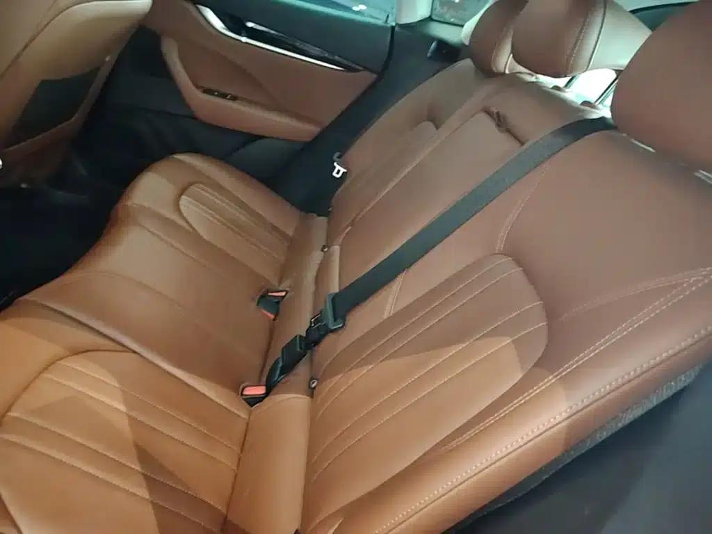 2016 Levante 3.0T Standard Edition — миниатюра 17