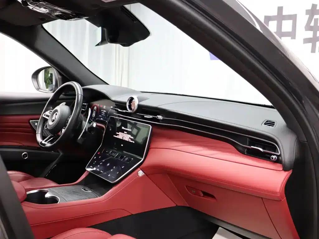 2023 Grecale 2.0T GT — миниатюра 18
