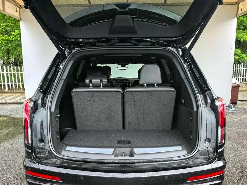 Cadillac XT6 2025 2.0T Executive Black Label Edition — миниатюра 17