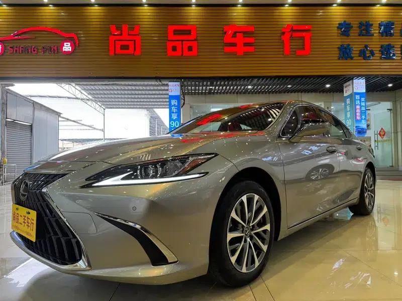 Lexus ES 2022 200 Premium Edition — миниатюра 1