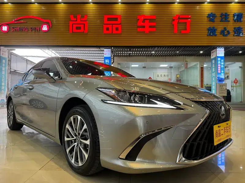 Lexus ES 2022 200 Premium Edition — миниатюра 3