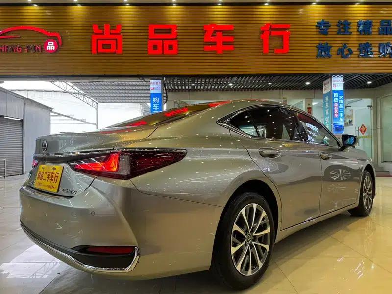Lexus ES 2022 200 Premium Edition — миниатюра 6