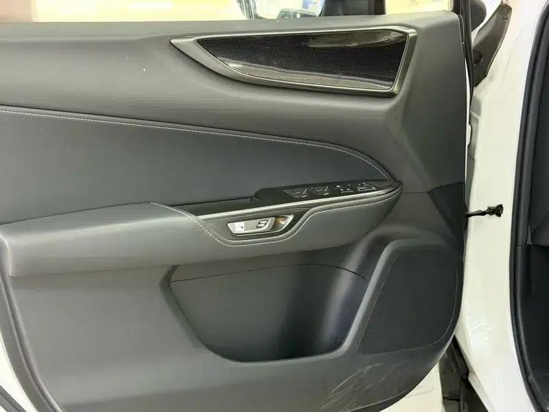 Lexus NX 2022 260 AWD Skyactiv-G — миниатюра 9