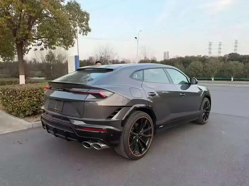 2023 Urus 4.0T V8 S — миниатюра 3