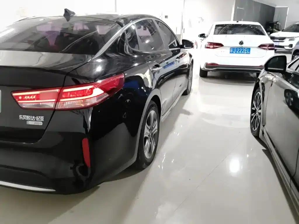 Kia K5 PHEV 2018 2.0L Smart Edition — миниатюра 8