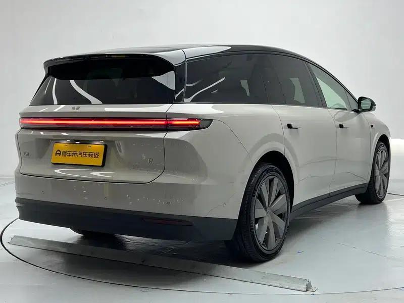 Li Auto i8 2025 Standard Edition — миниатюра 7