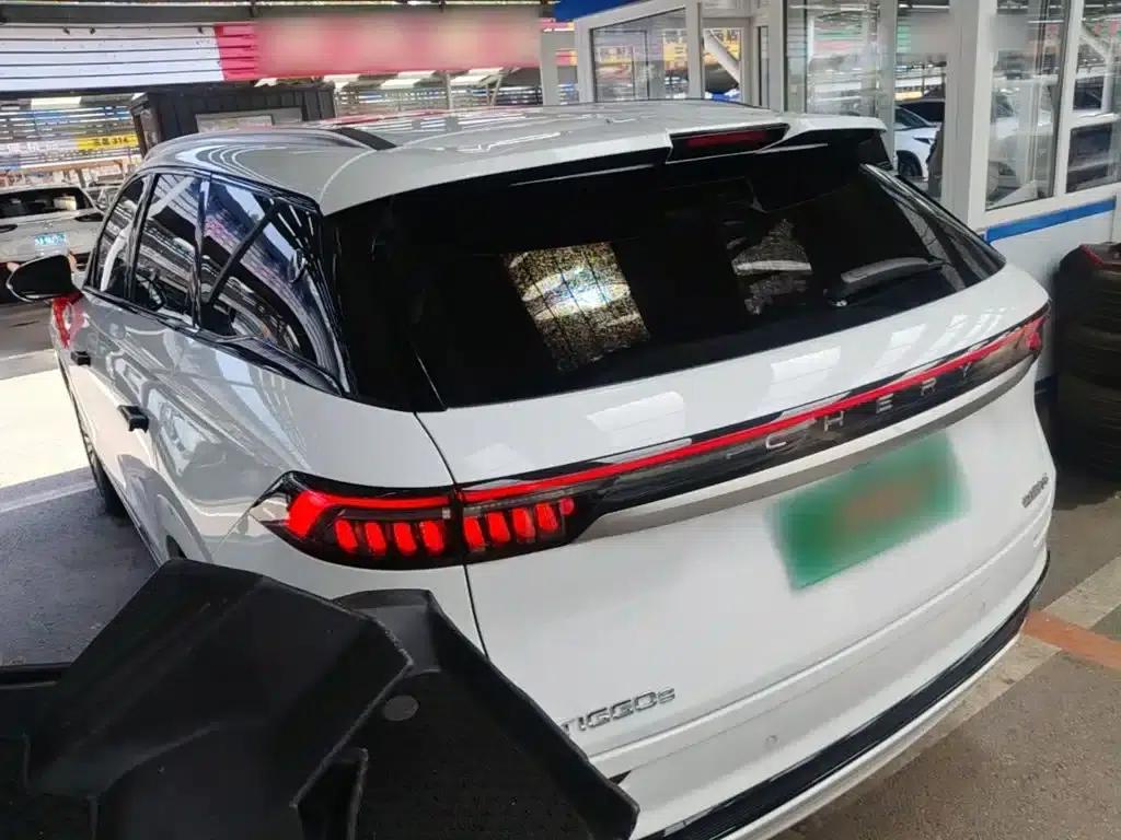 Chery Tiggo 9 2025 2.0T Dual-Clutch Two-Wheel Drive Luxury Edition 5-Seater — миниатюра 5