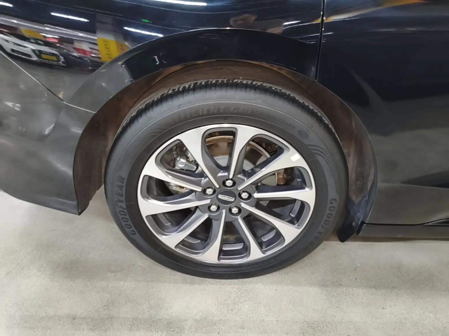 Lincoln Z 2022 iXiang Luxury Edition — миниатюра 11