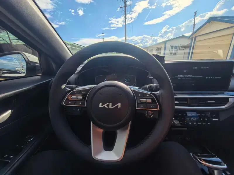 Kia K3 2023 1.5L IVT Luxury Edition — миниатюра 18