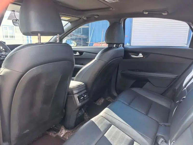 Kia K3 2023 1.5L IVT Luxury Edition — миниатюра 20