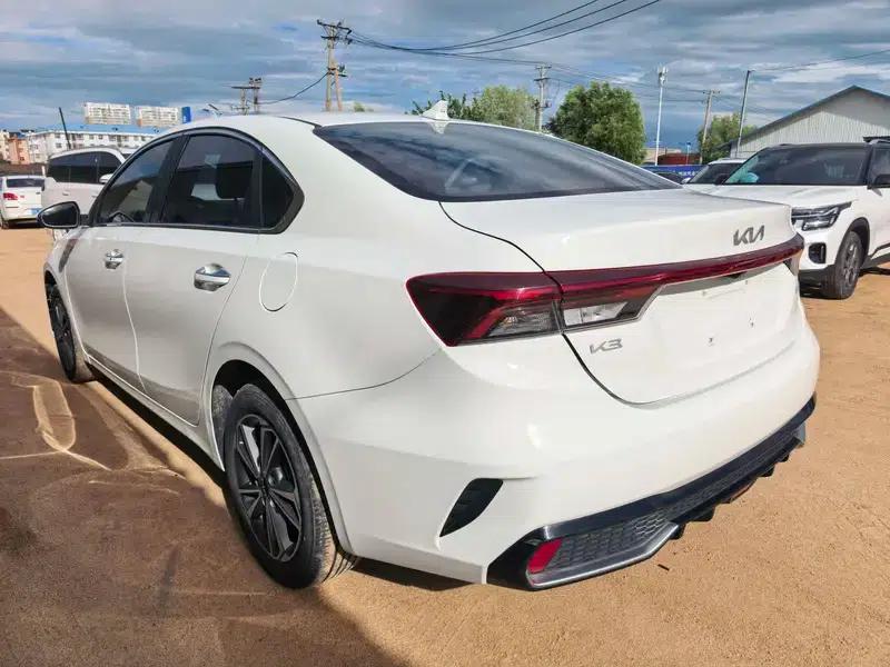 Kia K3 2023 1.5L IVT Luxury Edition — миниатюра 5