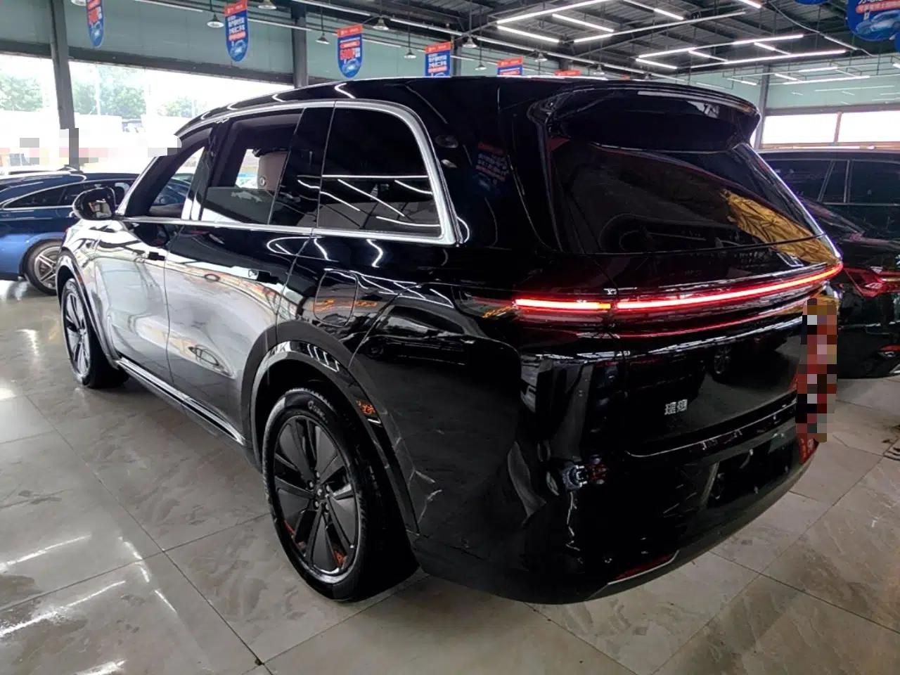 Li Auto L8 2024 Max — миниатюра 4