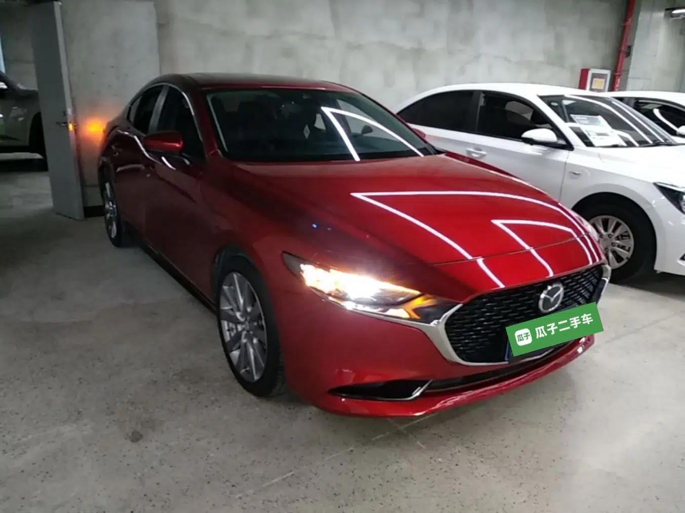 Mazda 3 Axela 2022 2.0L Automatic ZhiXuan Edition — миниатюра 3