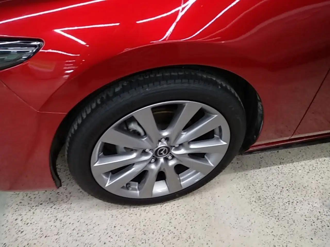 Mazda 3 Axela 2022 2.0L Automatic ZhiXuan Edition — миниатюра 10