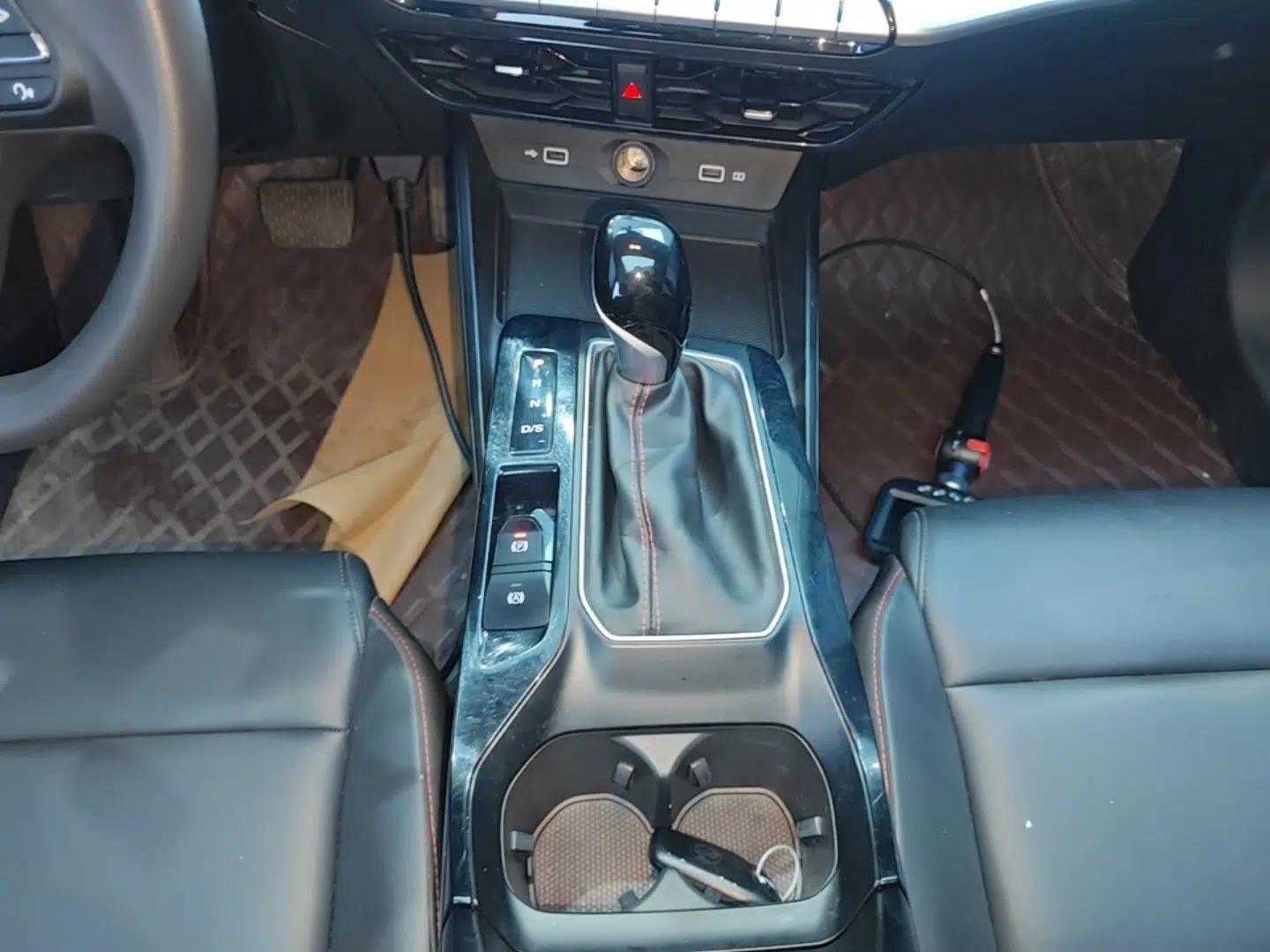 MG 5 2023 180 DVVT CVT Luxury Edition — миниатюра 16