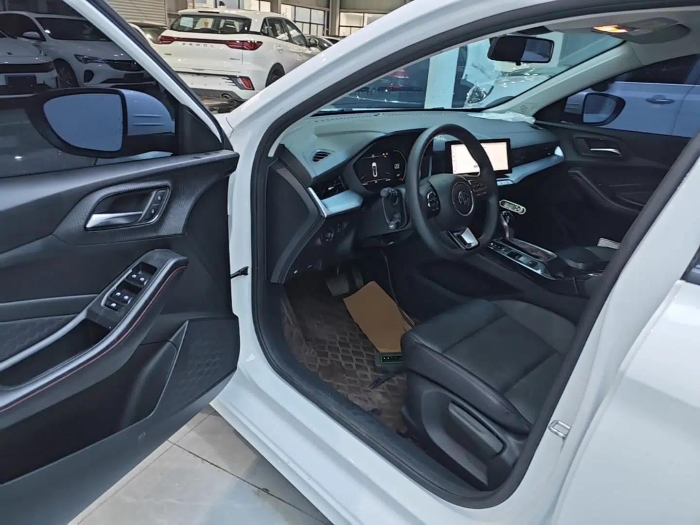 MG 5 2023 180 DVVT CVT Luxury Edition — миниатюра 18