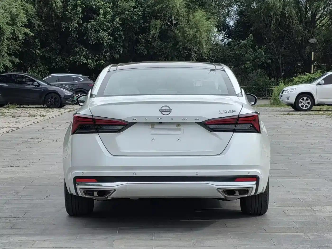 Nissan Teana 2022 2.0L XL-Upr Premium Edition — миниатюра 4