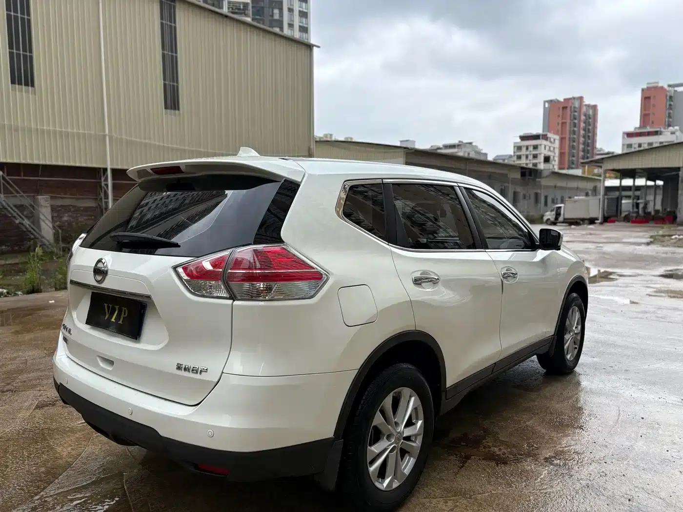 Nissan X-Trail 2014 2.0L CVT Comfort Edition 2WD — миниатюра 12