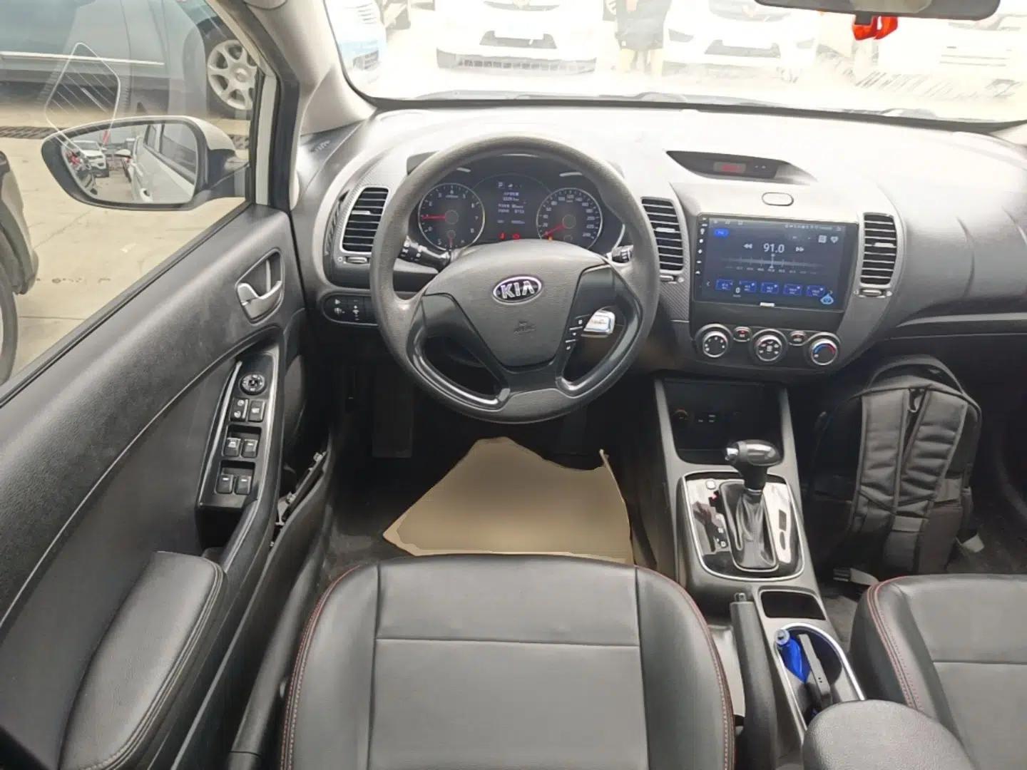 Kia K3 2017 1.6L Automatic 15th Anniversary Special Edition GLS — миниатюра 13