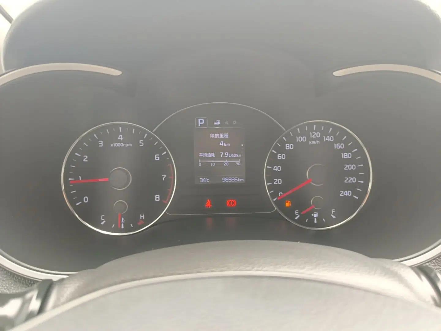 Kia K3 2017 1.6L Automatic 15th Anniversary Special Edition GLS — миниатюра 14